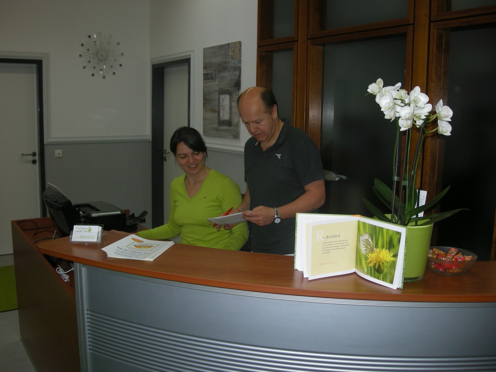 Empfangsbereich der Physiotherapie-Praxis Strerath und Mika in Mönchengladbach-Neuwerk